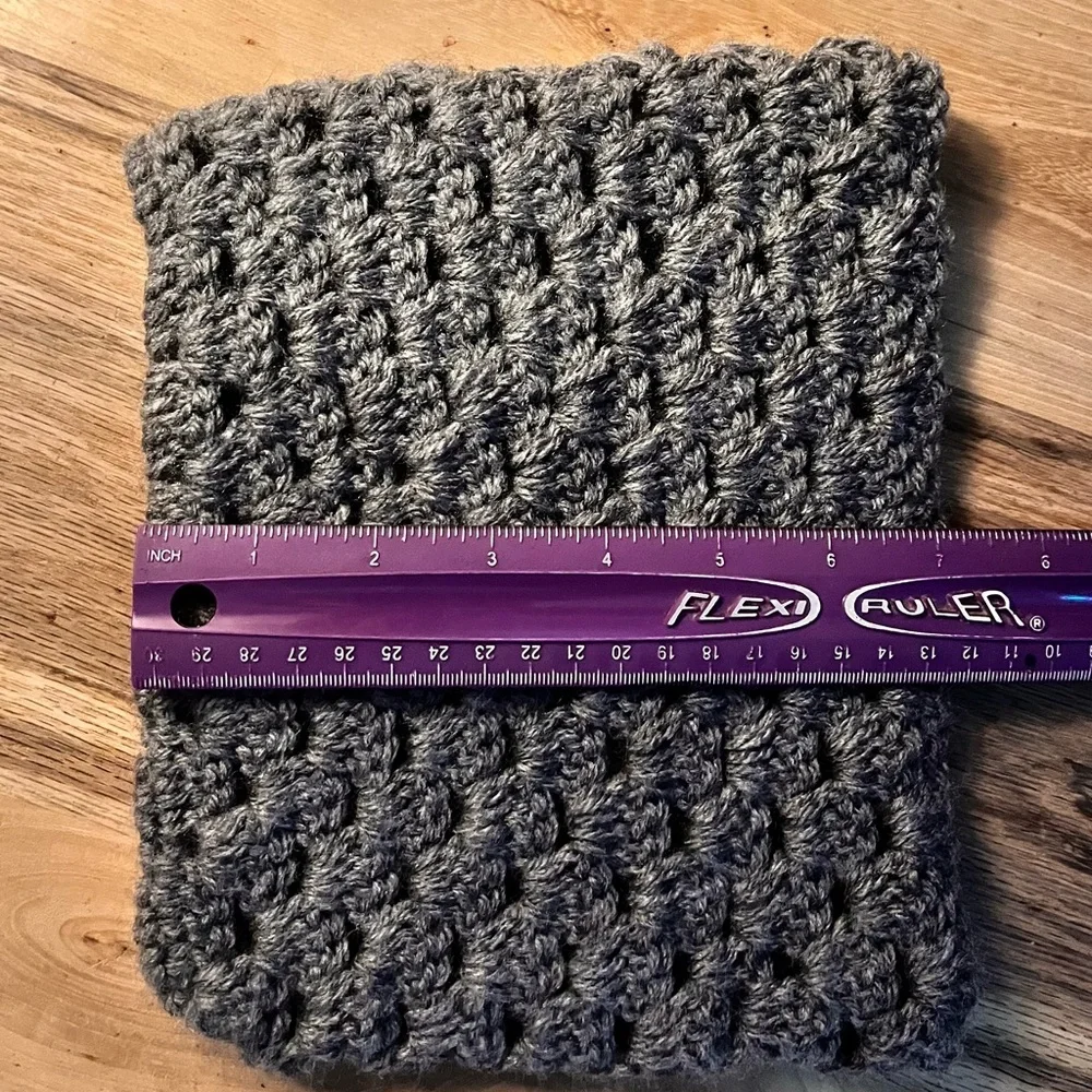 Handcrafted Gray Crocheted Book Cover
